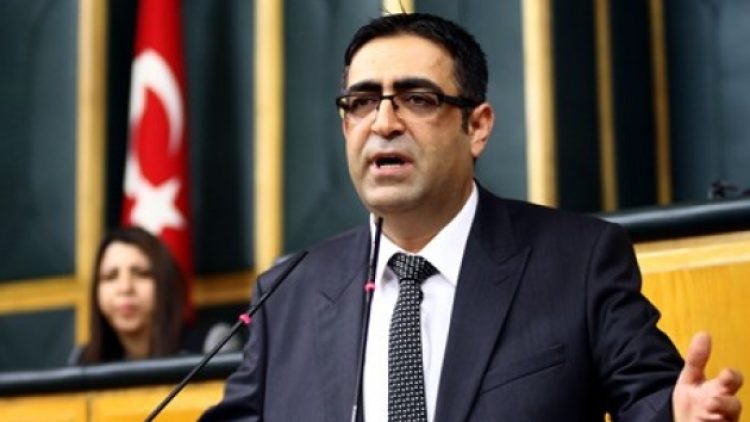 Mahkeme ‘ifade özgürlüğü’nü hatırladı: 10 yıl hapsi istenen Baluken beraat etti