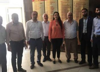 AKP’ye oy vermeyenleri tehdit eden başkan hakkında suç duyurusu