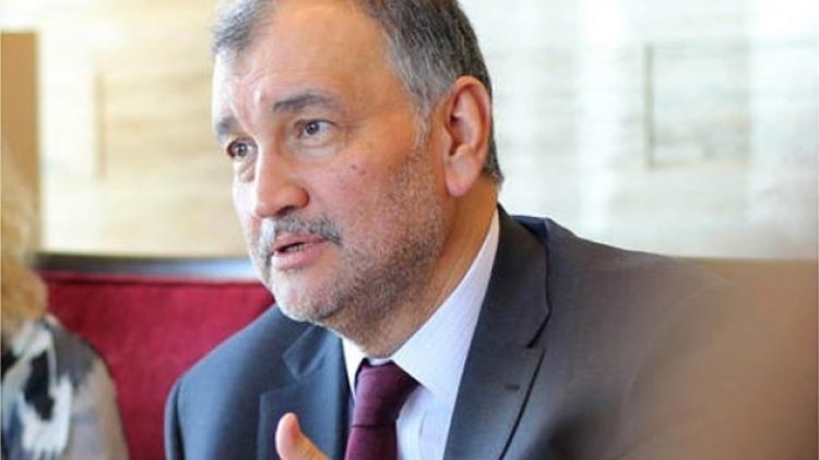 Yıldız Holding, aldığı BİM hisselerini geri sattı