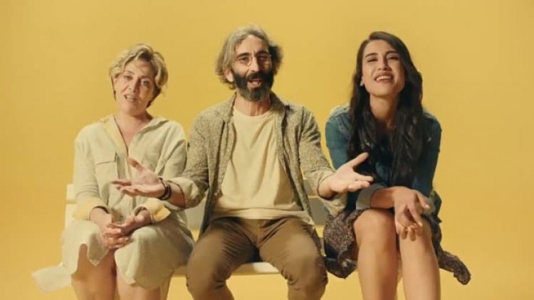 Ünlülerden sandığa çağrı: Gündüz sandık başına, akşam sandık peşine