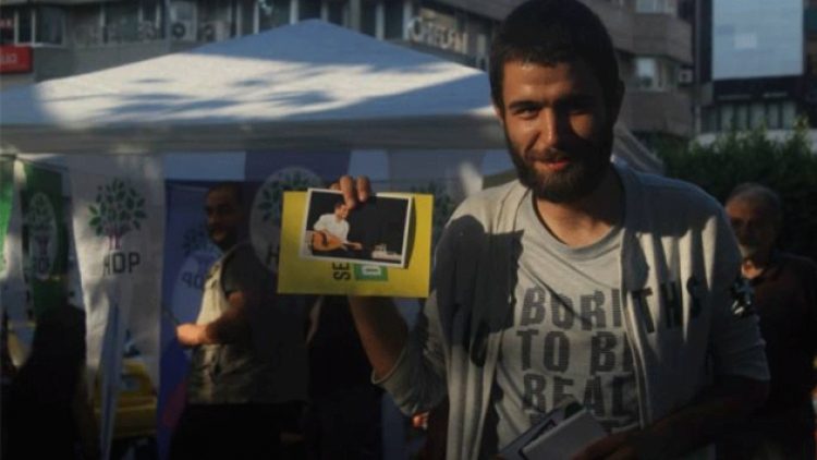 HDP’nin stand görevlileri gözaltına alındı