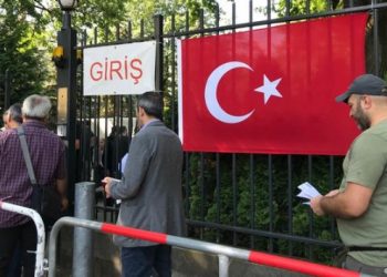 Almanya’daki Türklerin seçimlere katılım oranı düşük seyrediyor