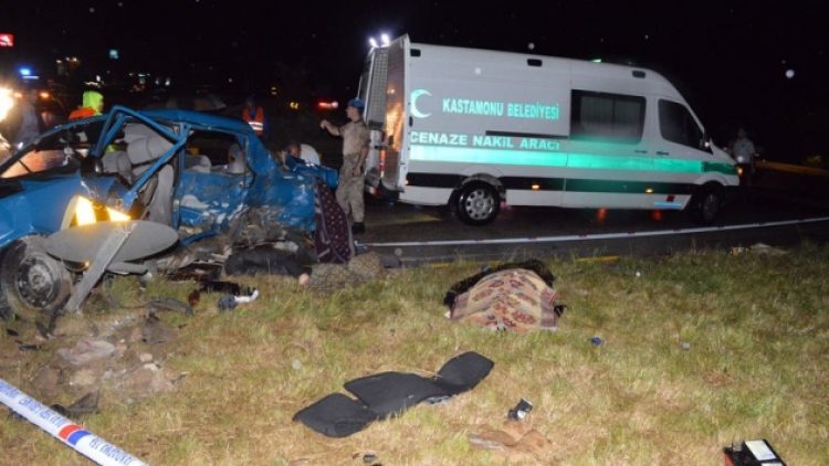 Kastamonu’da feci kaza: 6 ölü, 2 yaralı