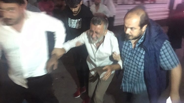 AKP ve CHP’liler arasındaki arbedeye gazlı müdahale