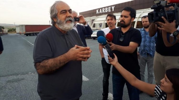 Tahliye olan Mehmet Altan’dan ilk açıklama
