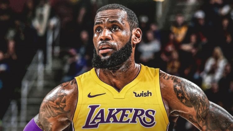Basketbol’un efsane ismi 154 milyon dolara transfer oldu