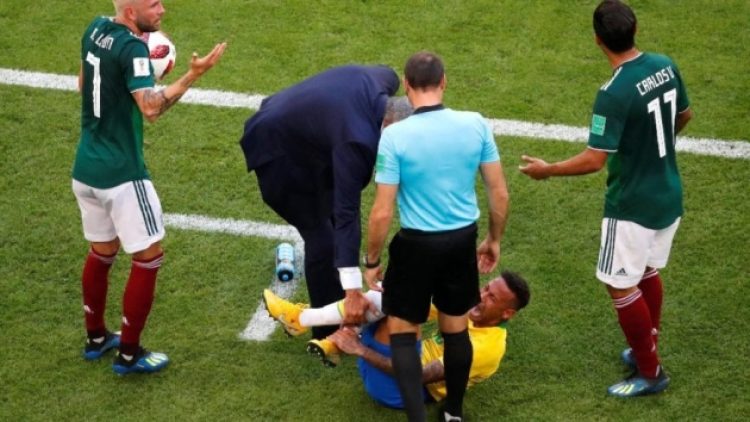 Neymar çığlık çığlığa! Olay yaratan hareket…