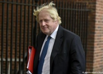 İngiltere Dışişleri Bakanı Boris Johnson istifa etti