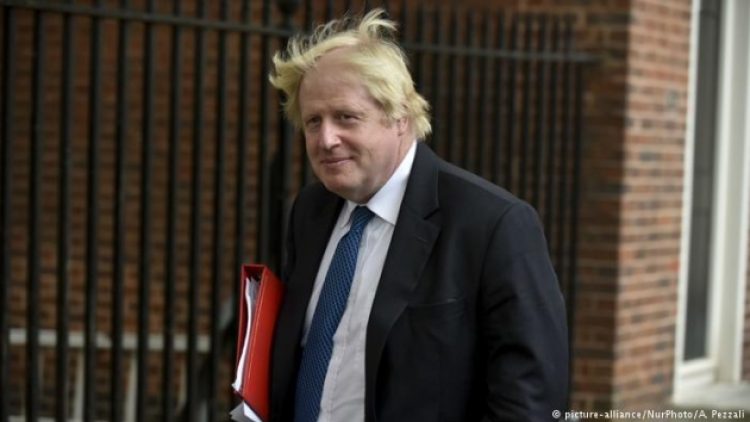 İngiltere Dışişleri Bakanı Boris Johnson istifa etti