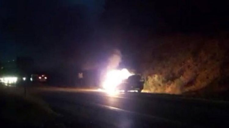 Kaymakamı taşıyan makam aracı kül oldu!