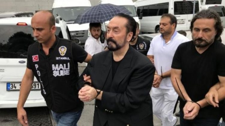 Oktar soruşturmasına 40 savcı