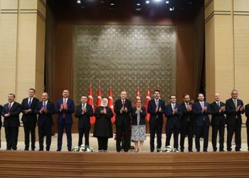 6 yeni bakan yardımcısı daha