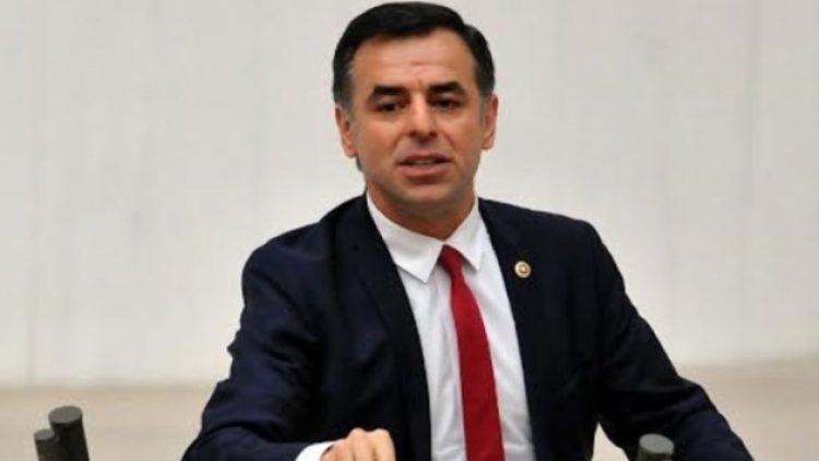 Yarkadaş yayıncılık sektöründen çekildi