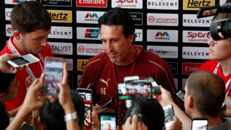 Unai Emery’den Mesut Özil’e destek!