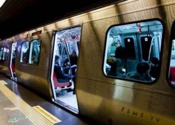 İstanbul’da metro seferi yağış sebebiyle durdu