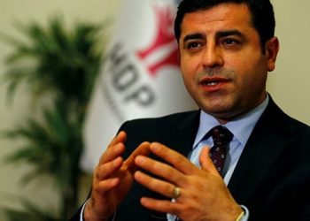 Demirtaş’a hakaretten verilen mahkumiyet iptal edildi