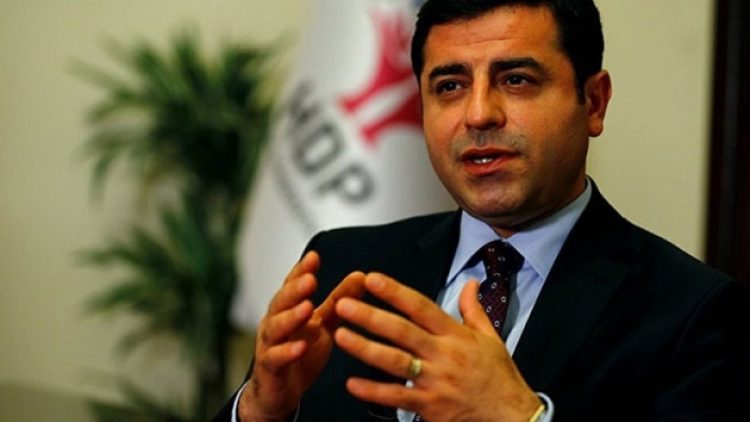 Demirtaş’a hakaretten verilen mahkumiyet iptal edildi