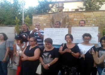 Yangında ölenler Gökçeada’da anıldı