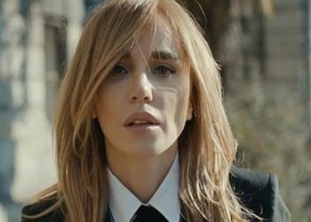 Gülşen’den ‘çorap’ tepkisi: Şuursuz!