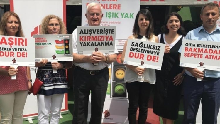 Ambalajlı ürünlerde şeker ve tuz oranına trafik ışıklı müdahale