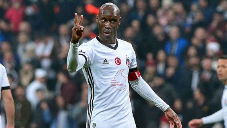 Atiba Hutchinson Göztepe’ye mi transfer oluyor?