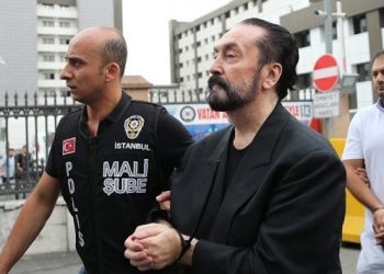Eski DYP’li vekilin oğlu: Babamın tüm mirasını Adnan Oktar gasp etti