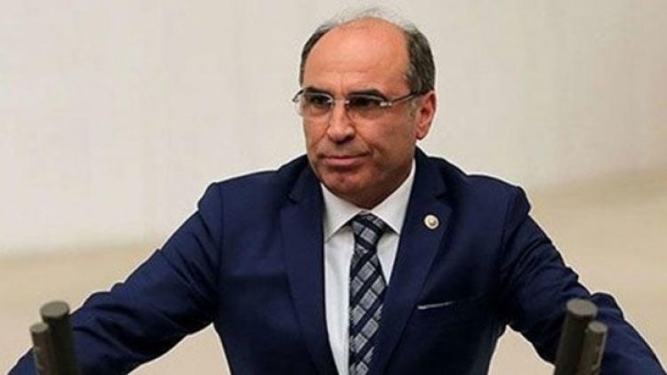 CHP’li vekil kurultay çalışmasında beyin kanaması geçirdi