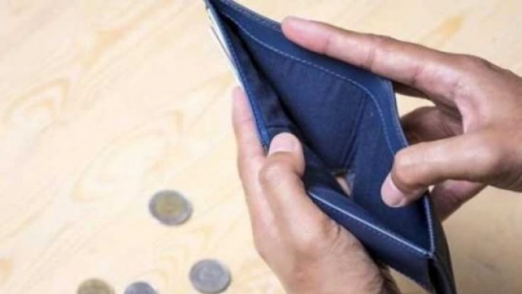 Fiyatlara dolar ayarı, zam üstüne zam