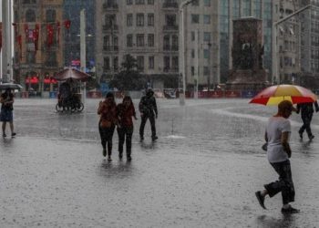 Öğlen saatlerine dikkat! Sağanak hangi illeri vuracak?