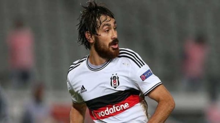 Veli Kavlak Beşiktaş’tan ayrıldı
