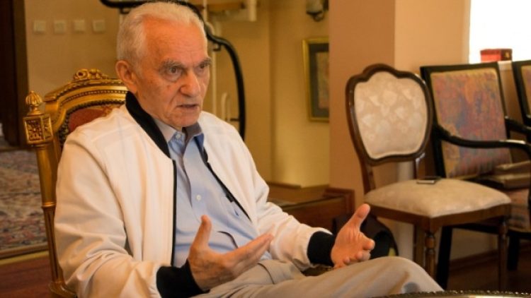 Yaşar Yakış: Krizin kaybedeni Türkiye