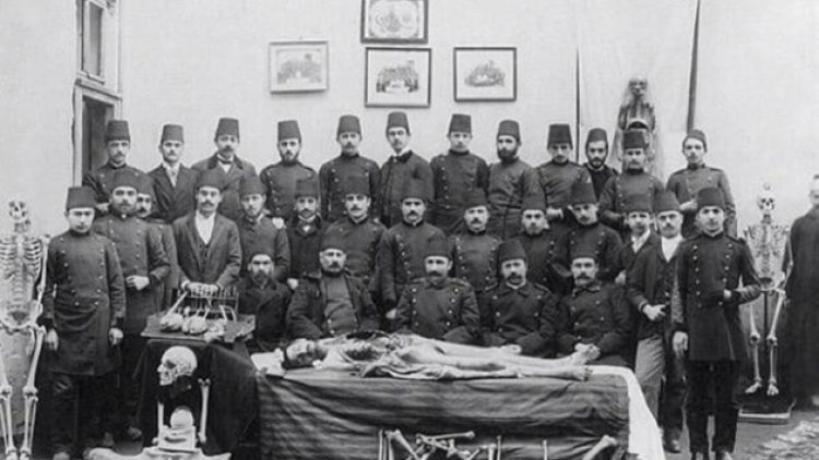 ‘Kimsesi’ olmayınca Ömer Seyfettin’in bedeni kadavra yapılmış!