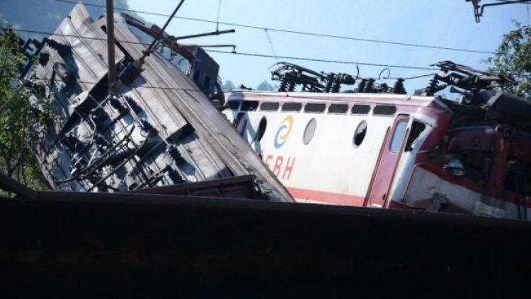 Bosna’da korkunç kaza: Trenler çarpıştı