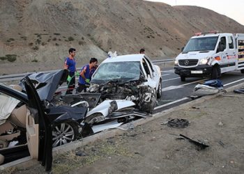 Erzincan’da katliam gibi kaza: 3’ü çocuk, 7 kişi hayatını kaybetti