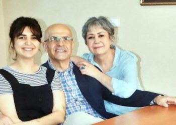 Oya Berberoğlu: Enis tecrit eylemini sürdürecek
