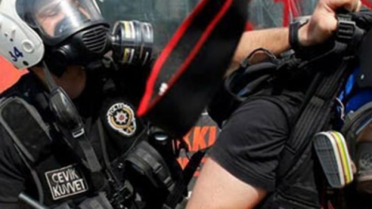 Ağustos ayında beş gazeteci daha tutuklandı!