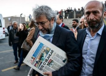 Cumhuriyet, Erdem Gül’e görevden alındığı faksla bildirdi