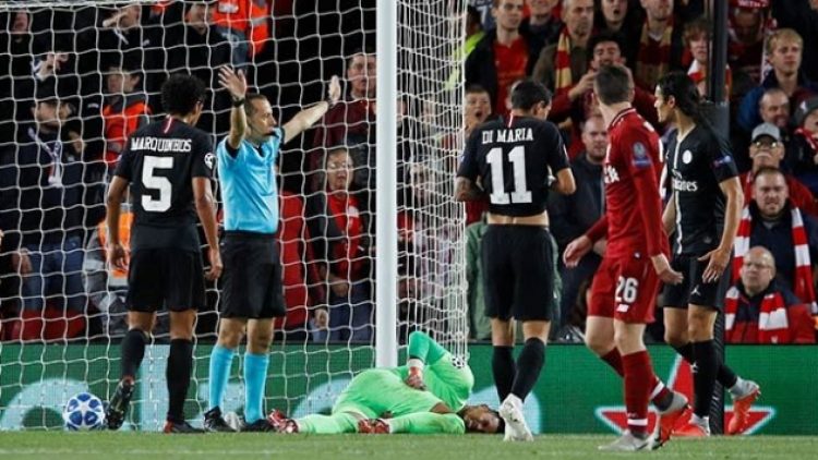 Cüneyt Çakır dev maça damga vurdu