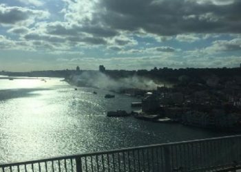 Beşiktaş’ta yangın! Dumanlar Anadolu Yakası’ndan görülüyor