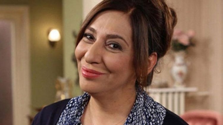 Ünlü oyuncu Melek Baykal hastaneye kaldırıldı