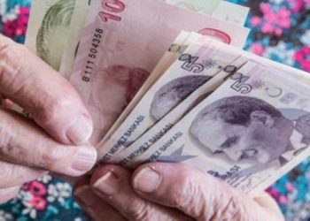 Emeklilikte yaşa takılanlar yeniden Meclis’e geliyor