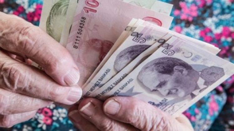 Emeklilikte yaşa takılanlar yeniden Meclis’e geliyor