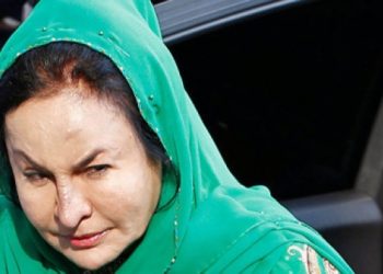 Eski Malezya Başbakanı Rezak’ın eşi gözaltına alındı