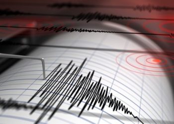 Endonezya’da 6,4 büyüklüğünde deprem