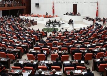 STK’lara Meclis yasağı kaldırılsın çağrısı