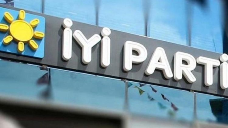 İYİ Parti İzmir Teşkilatı’nda istifalar