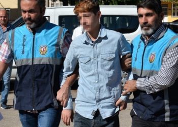 Donarak hayatını kaybeden askerlere hakaretle suçlanan 16 yaşındaki çocuğa ev hapsi