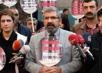 Öldürülen Tahir Elçi’nin yaşam öyküsü kitaplaştırıldı