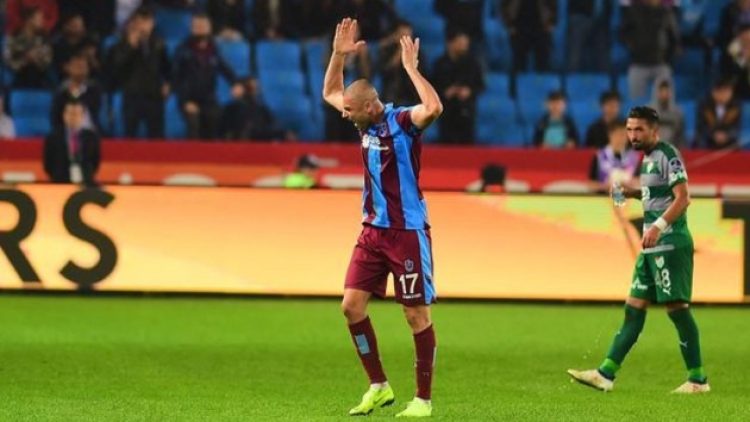 Burak Yılmaz için karar günü