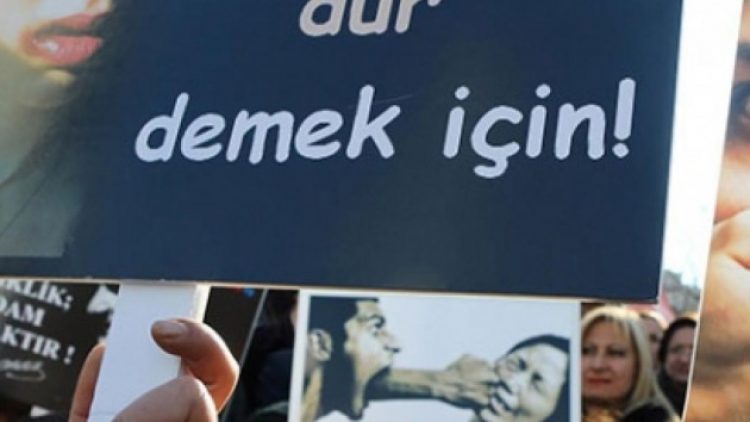 Bir butona bas, şiddet uygulayan erkeği polise ihbar et